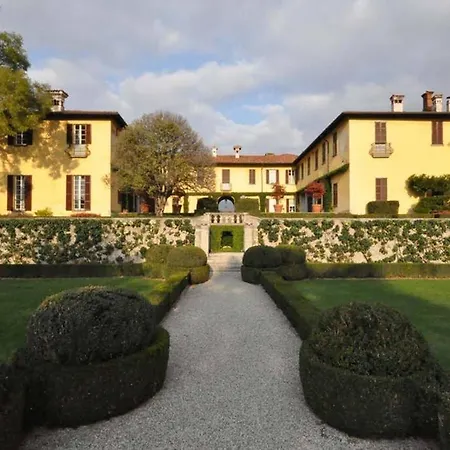 La Vescogna, Historic House With Pool Villa